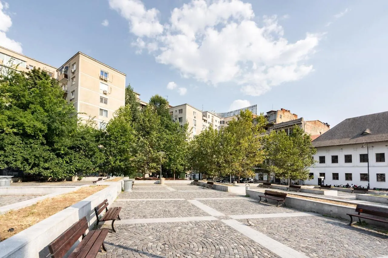 Spacious 2 Bdr Flat In The Old Town Bucarest